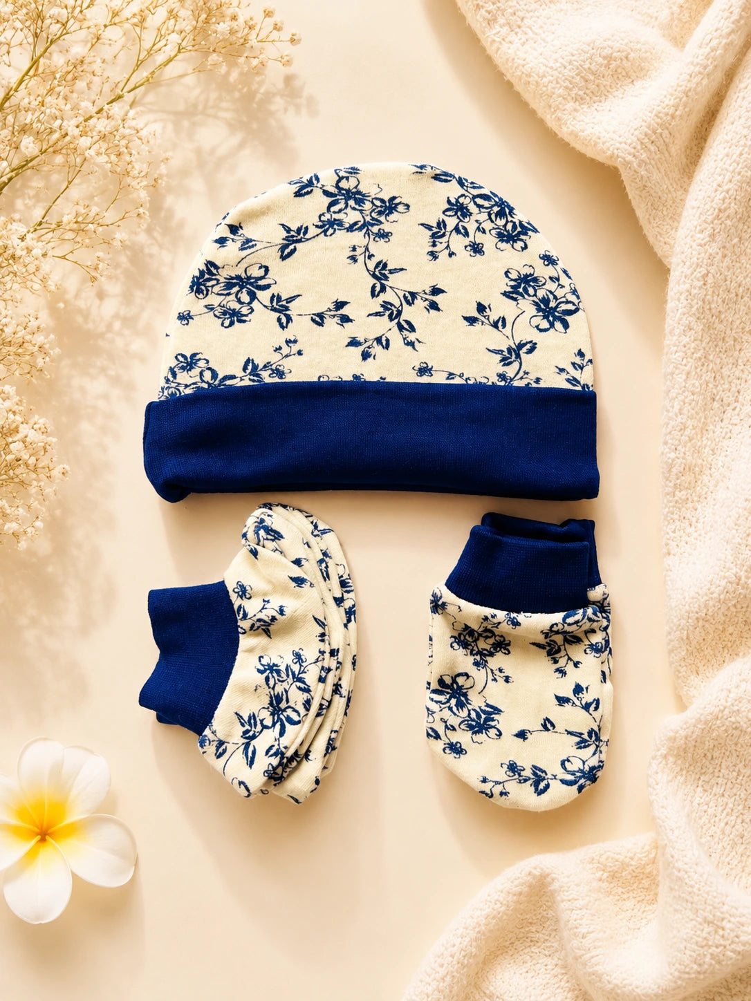 🧸 Cap, Mitten & Booties Set NB & 0-3 Month - Blue