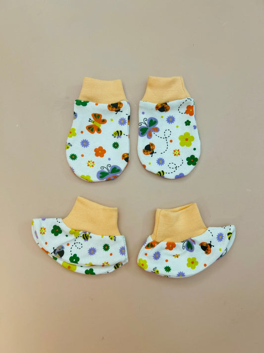 🧸 Mitten & Booties Set NB & 0 - 3 Month - Butterfly Print - momndada