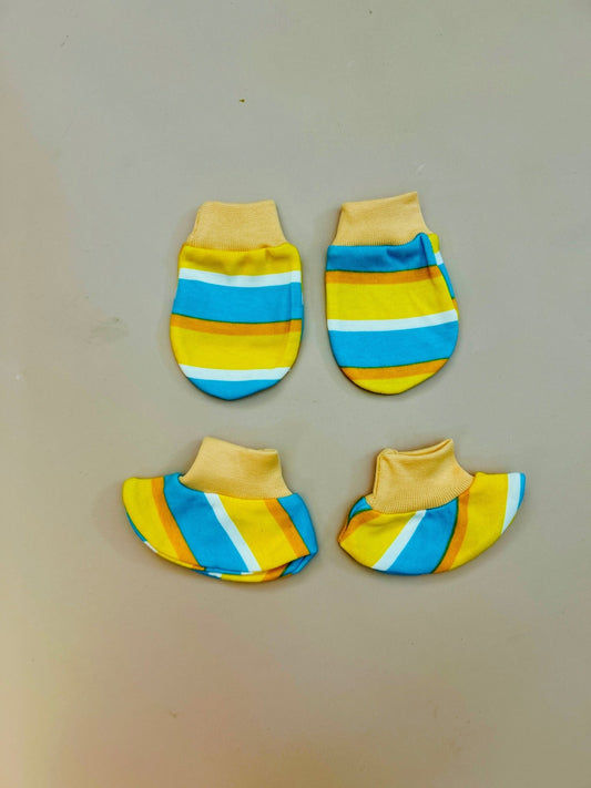🧸 Mitten & Booties Set NB & 0 - 3 Month - Line Print - momndada